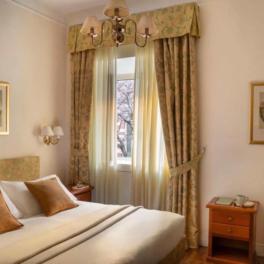 Photograph of Hotel Cortina