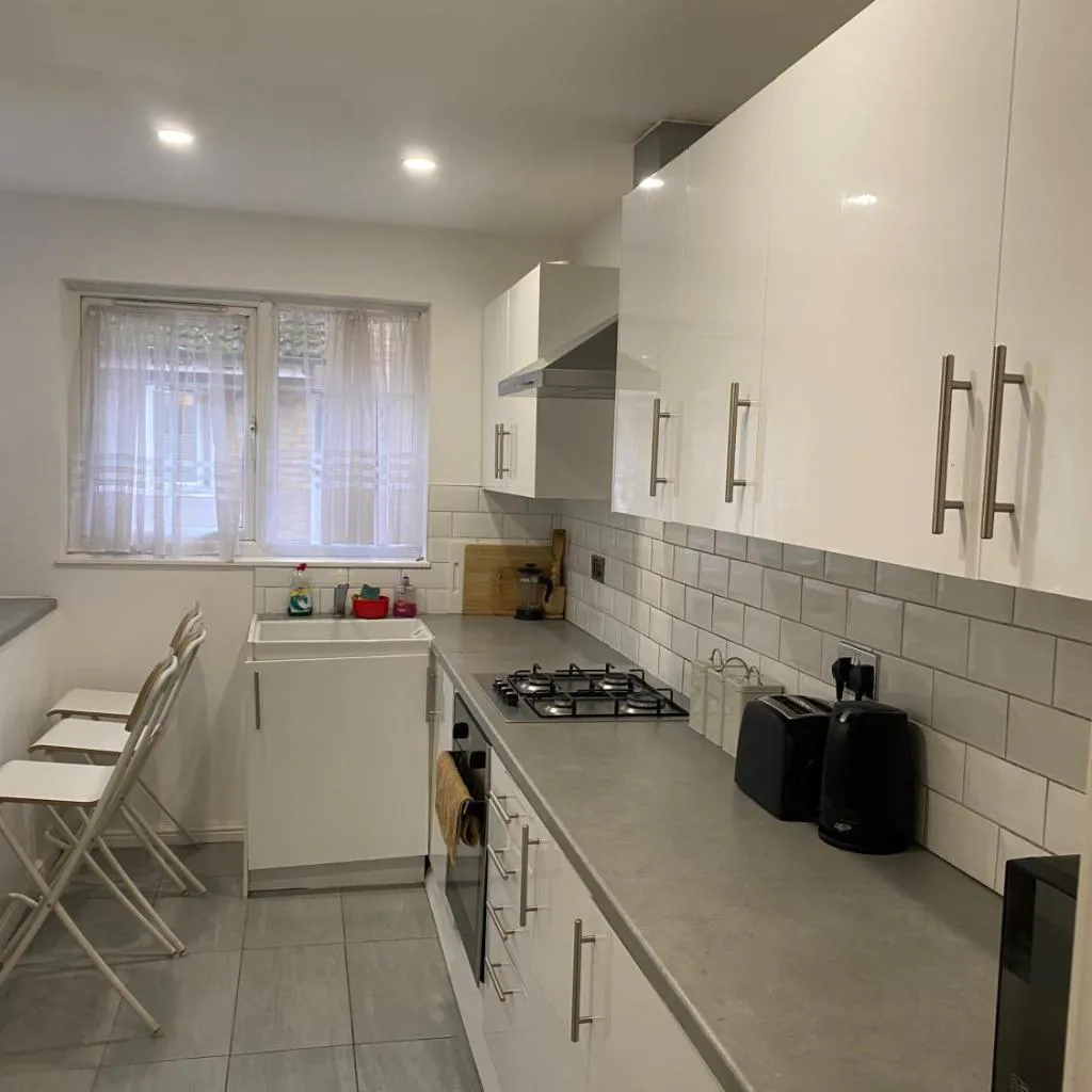 Photograph of Luxury London House with 5 Bedrooms