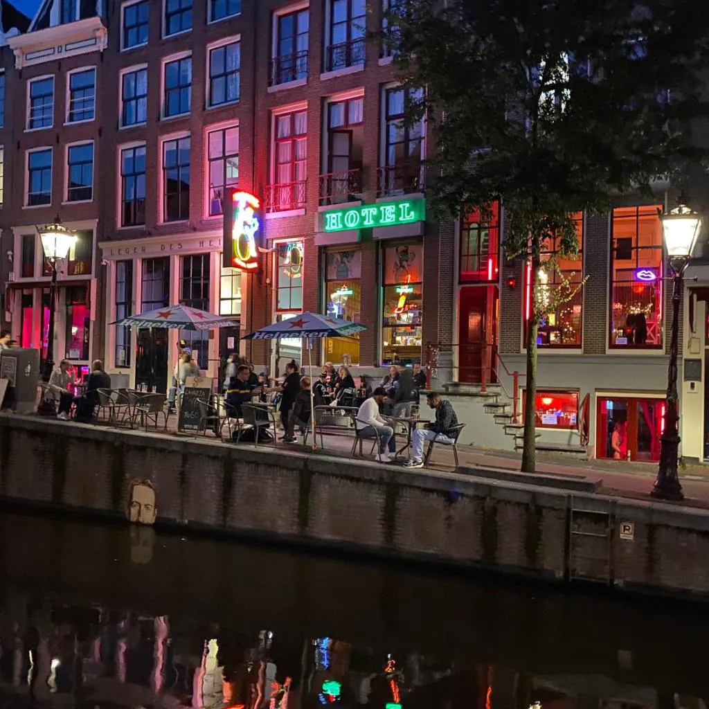 Photograph of Hotel & bar Royal taste Amsterdam