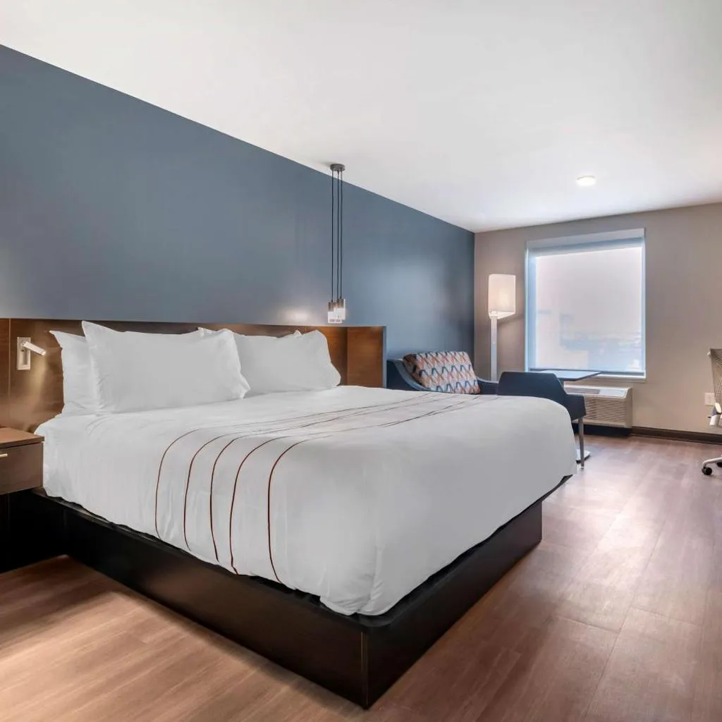 Photograph of Vīb Hotel by Best Western Denver RiNo