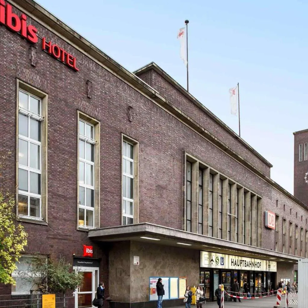 Photograph of ibis Hotel Düsseldorf Hauptbahnhof