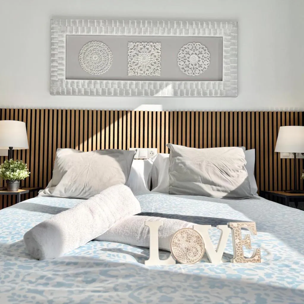 Photograph of Luxury Apartment in the City Center, Soho by TuriVida A