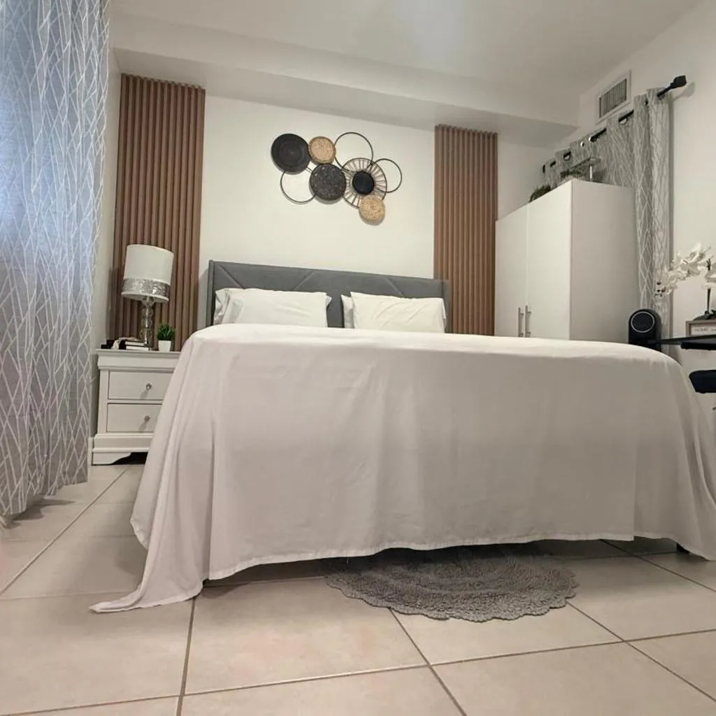 Photograph of Guest Suite w free parking at 7 min to Miami international airport