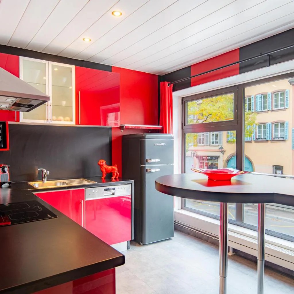 Photograph of Cozy and Stylish with A-C in City Center!