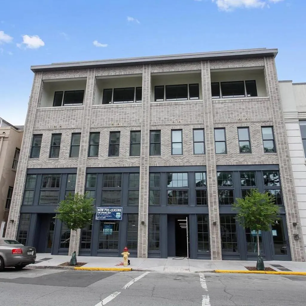 Photograph of Wright Square Condo