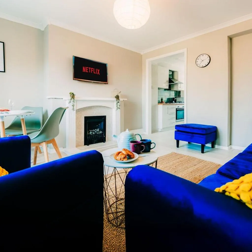 Photograph of London's Great Escape 2 Bed Flat