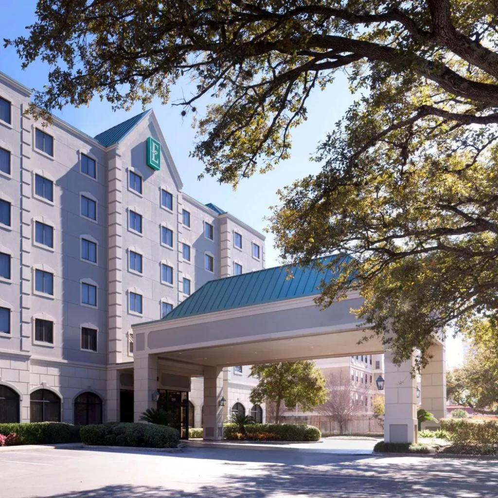 Photograph of Embassy Suites by Hilton Houston Near the Galleria