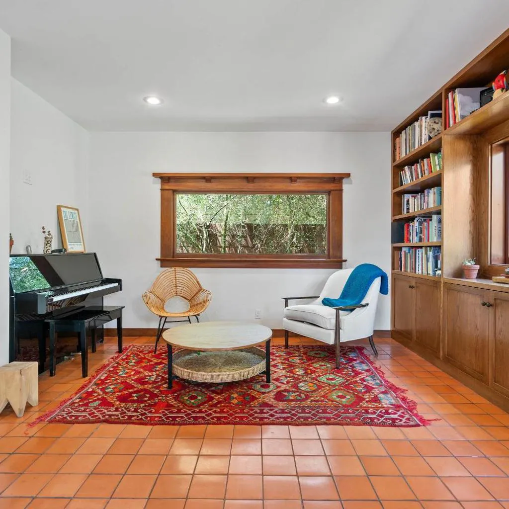 Photograph of West Adams 4BR Home with Grill Colby & Conrad