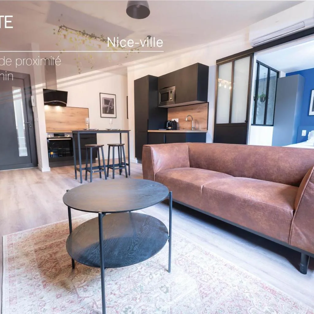 Photograph of Loft climatisé - proche de la mer - jacuzzi - Nice centre