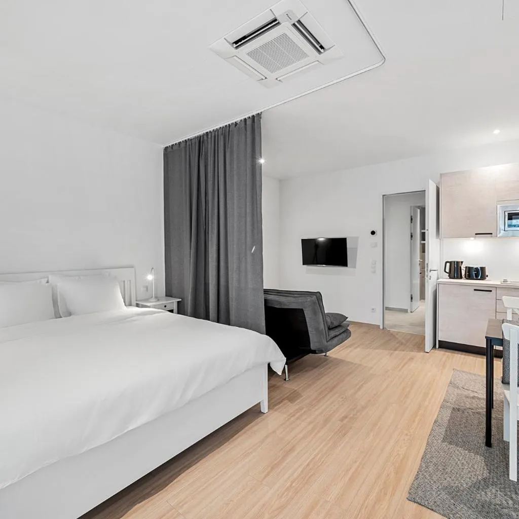 Photograph of VibeStudio A4 - Central - AC - Licensed - Parking Nearby