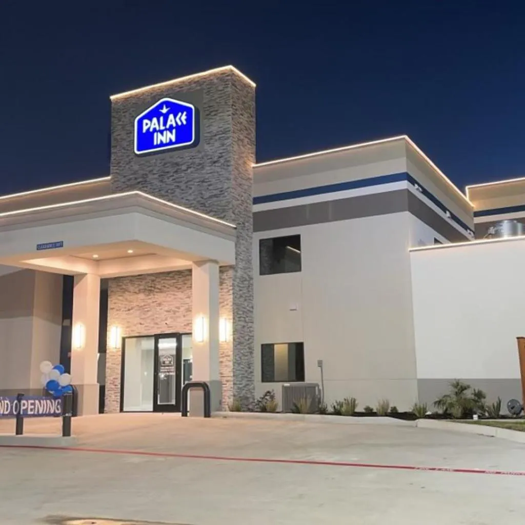 Photograph of Palace Inn Blue Jones Road & FM1960