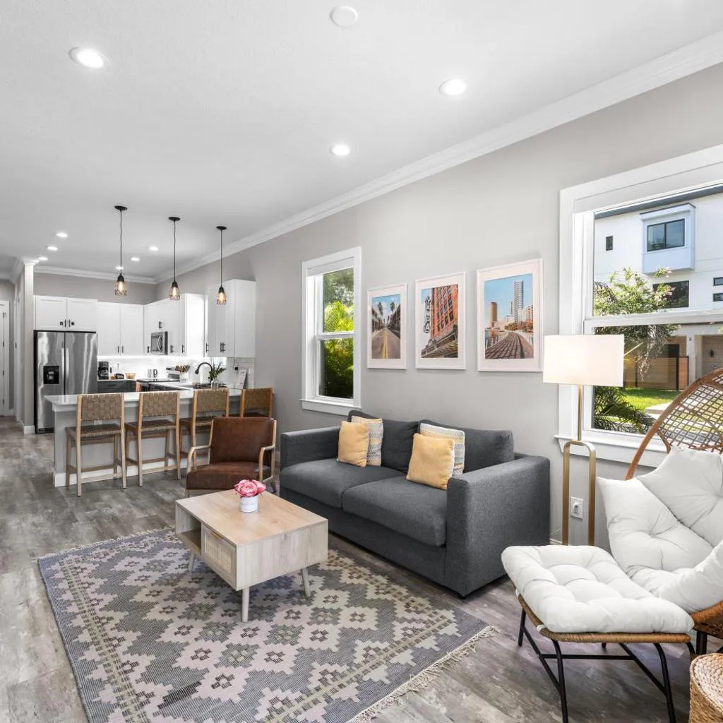 Photograph of Urban Works Bungalow 2BR Armature Works Riverwalk