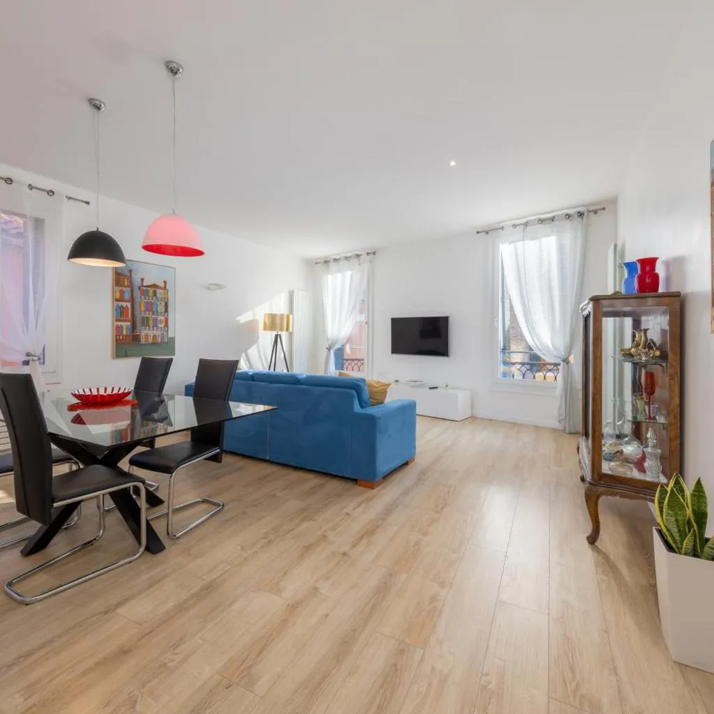Photograph of Rialto Bridge Luxury apartment