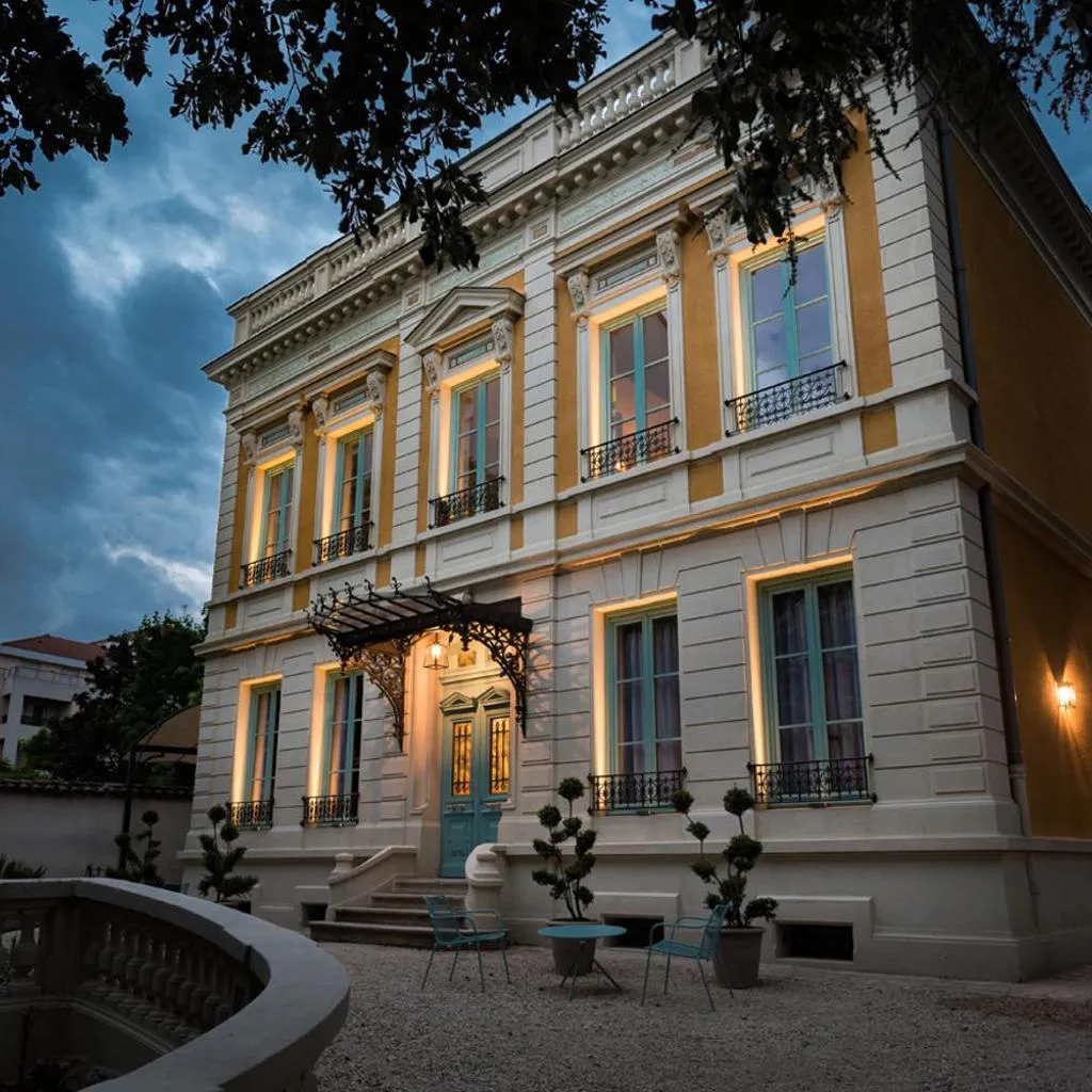 Photograph of Villa 216