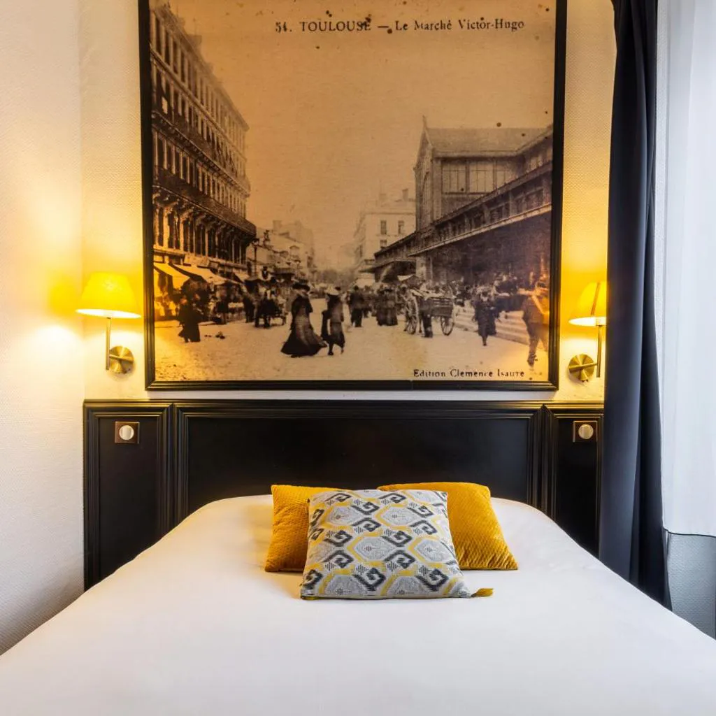 Photograph of Hôtel de France
