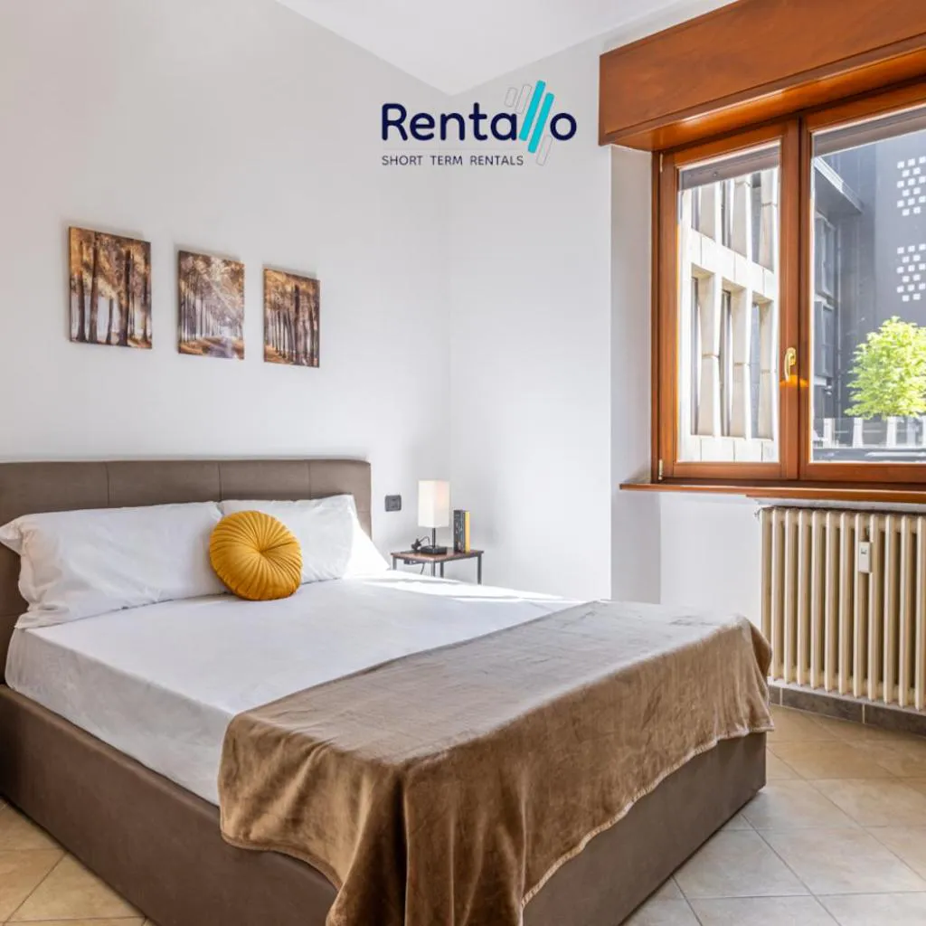 Photograph of Central Station Skyline Suite, 300 meters from the Central Station