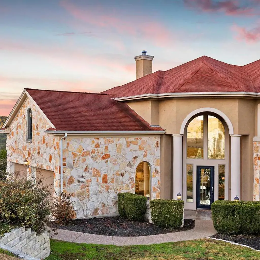 Photograph of Lake Travis Family Retreat with Theater Game Room and BBQ 7 min from Marina