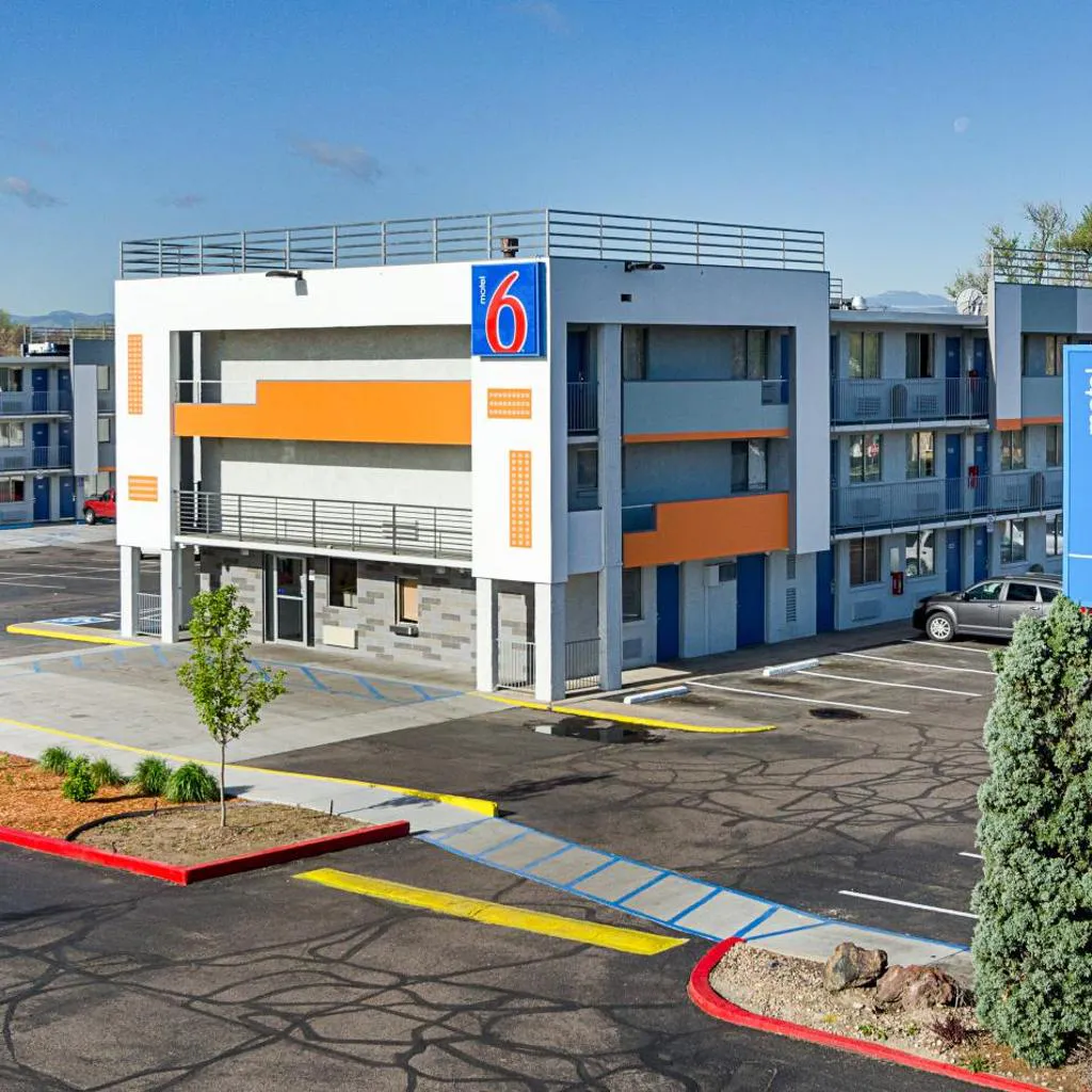 Photograph of Motel 6- Denver, CO Downtown