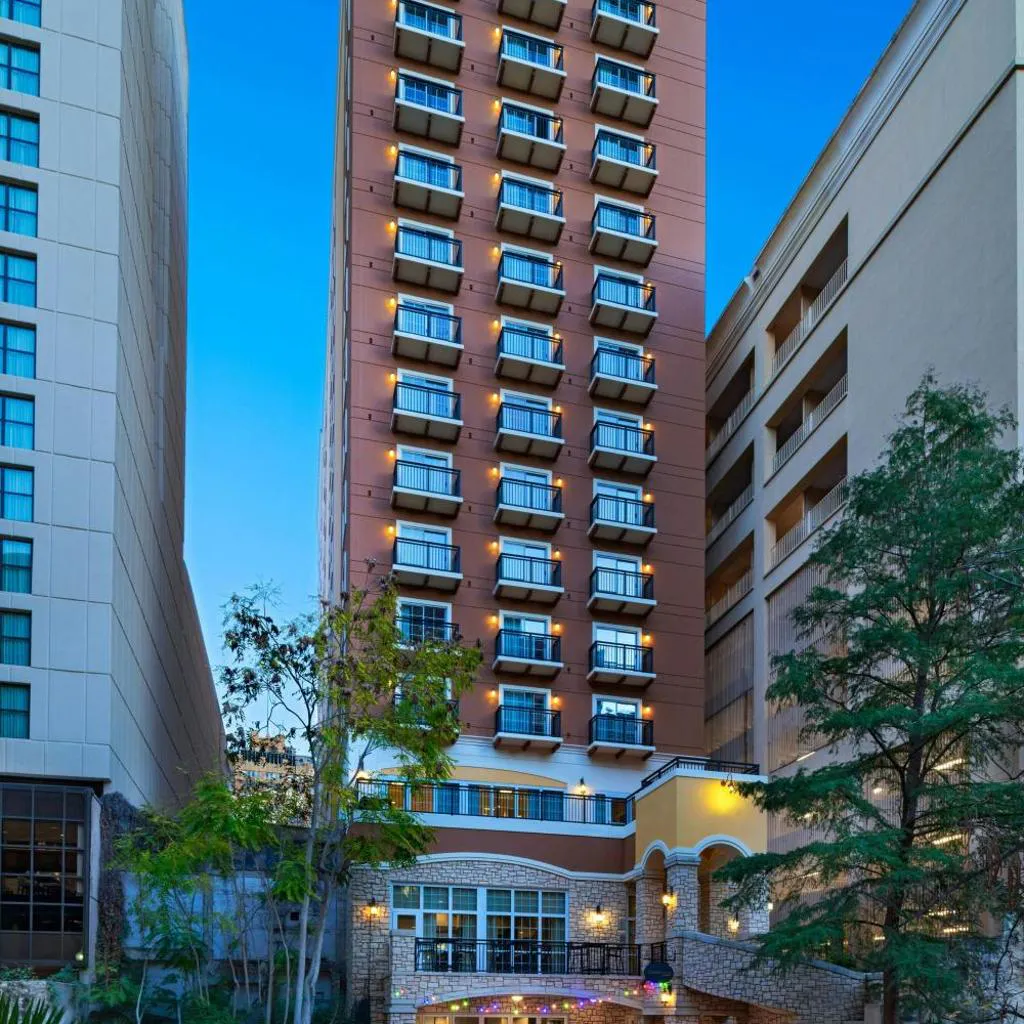 Photograph of Courtyard by Marriott San Antonio Riverwalk