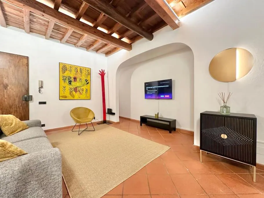 Photograph of GOLDEN LUXE - Cappelle Medicee 2 private suites