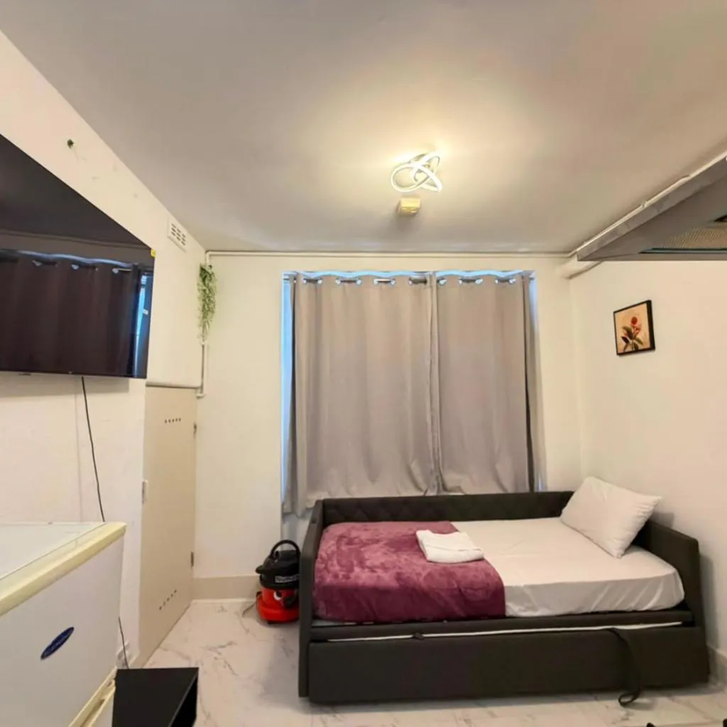 Photograph of Nice 2 bedroom flat on second floor