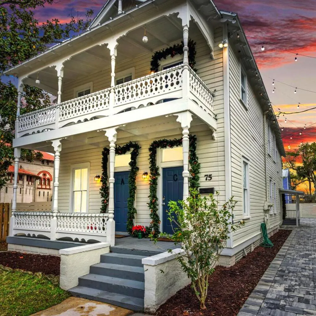 Photograph of Cedar Street Retreat - Unit C