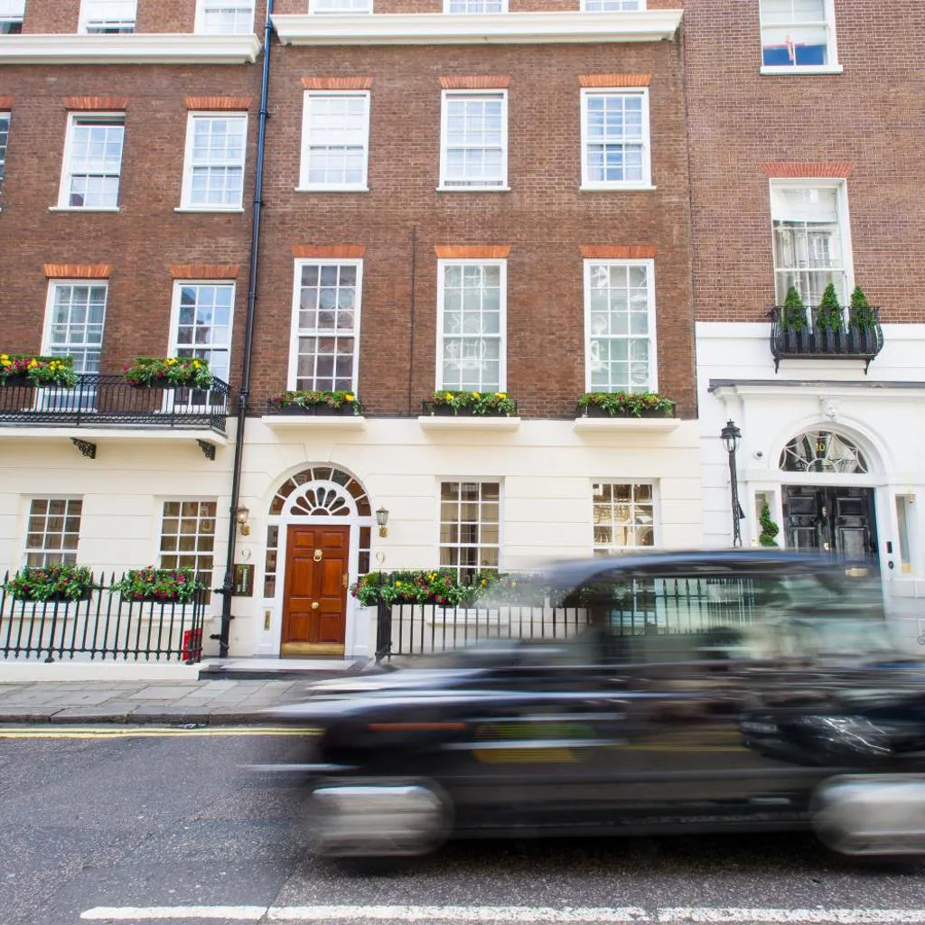 Photograph of 9 Hertford Street Mayfair