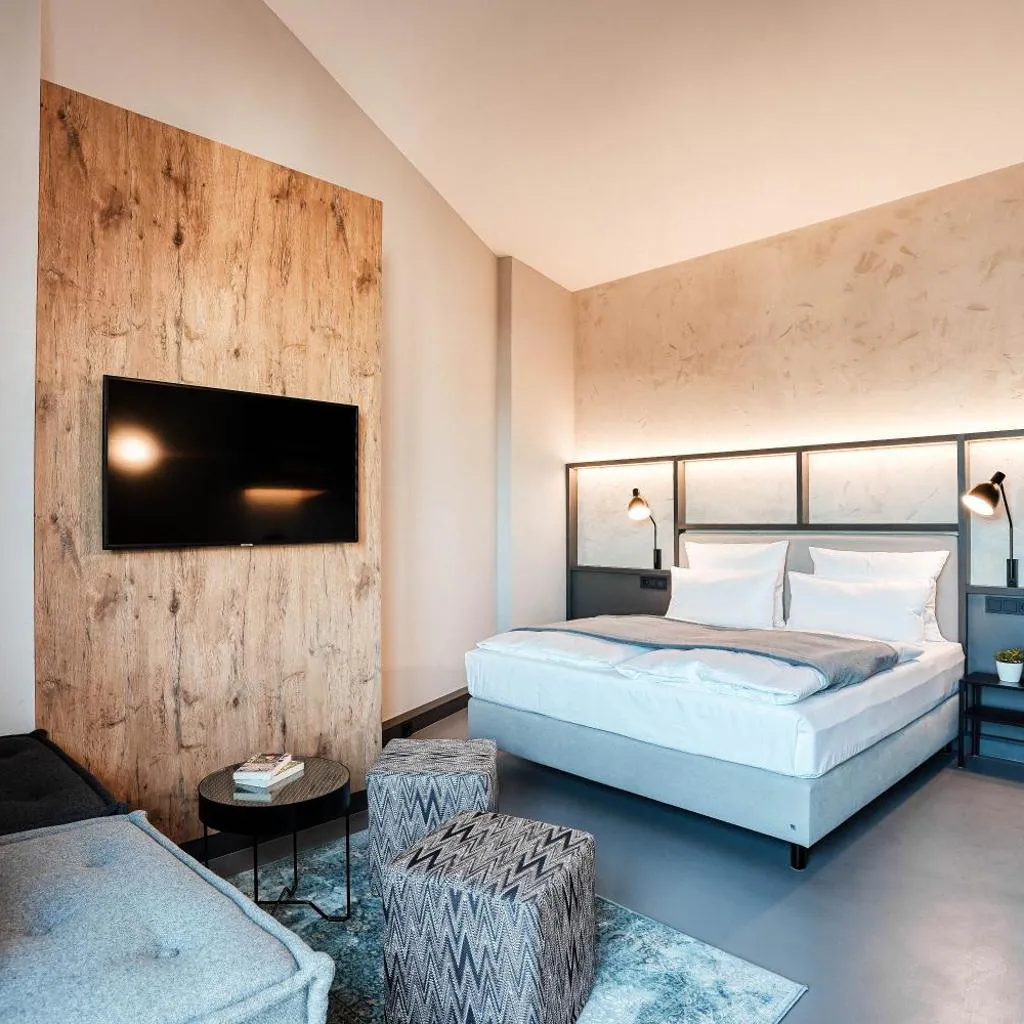 Photograph of CLOUD No7 LOFTS