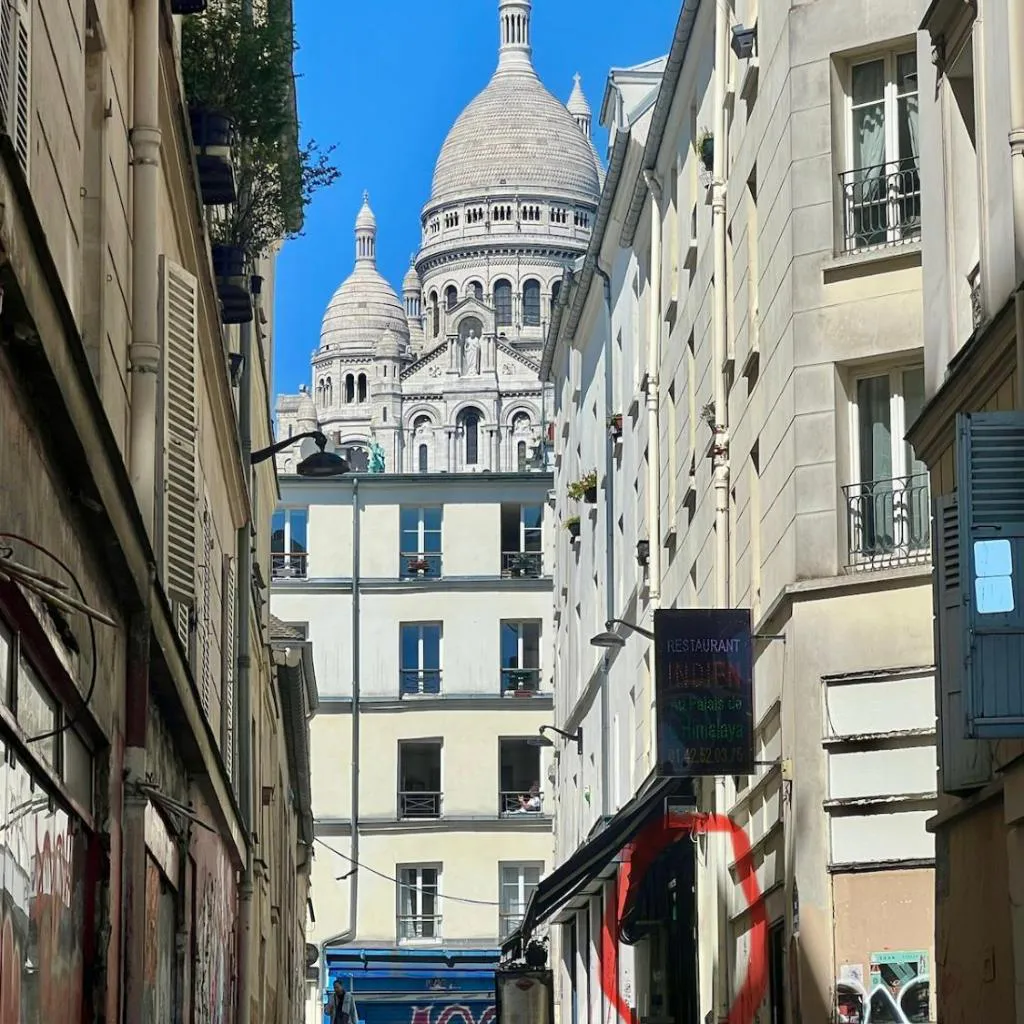 Photograph of Charmant appartement Montmartre