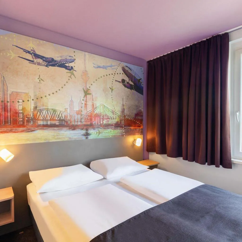 Photograph of B&B Hotel Düsseldorf-Airport