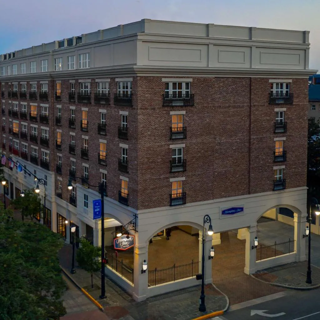 Photograph of Hampton Inn Savannah Historic District