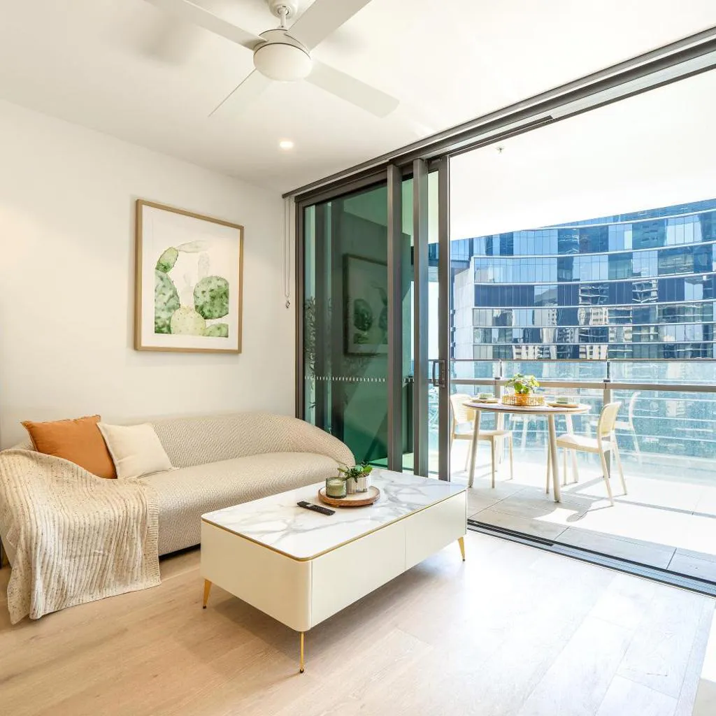 Photograph of Queens Wharf City Charm w/ Balcony Views - LV 15 - Apartment