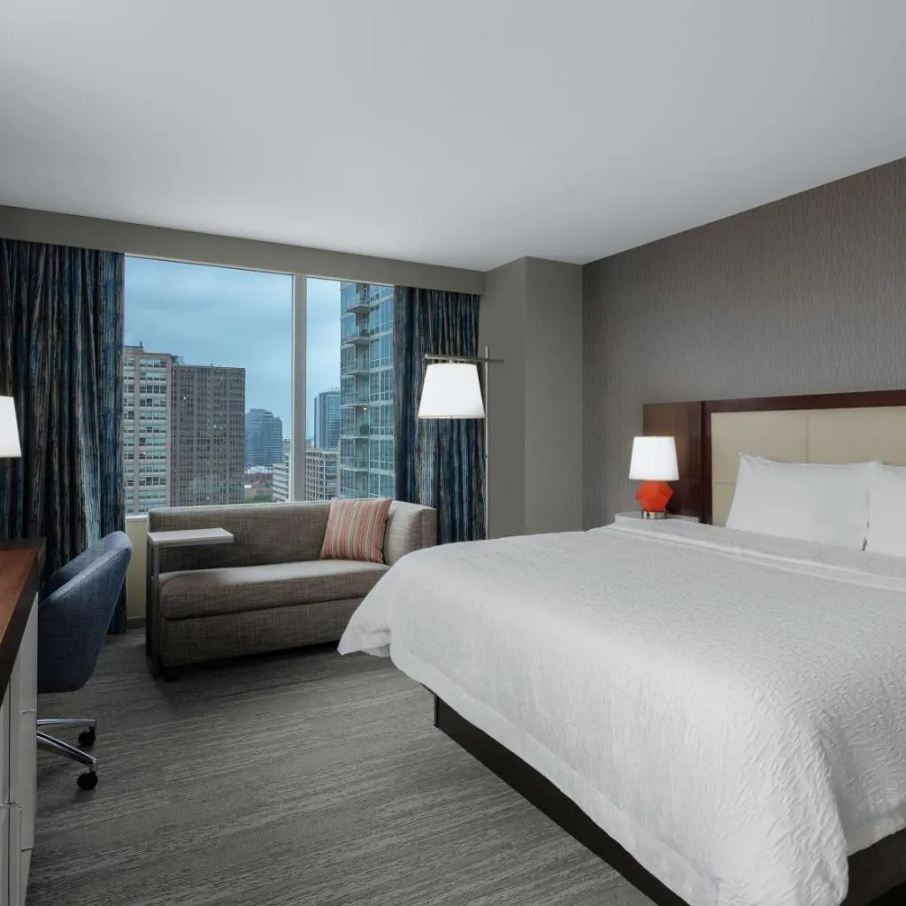 Photograph of Hampton Inn Chicago McCormick Place