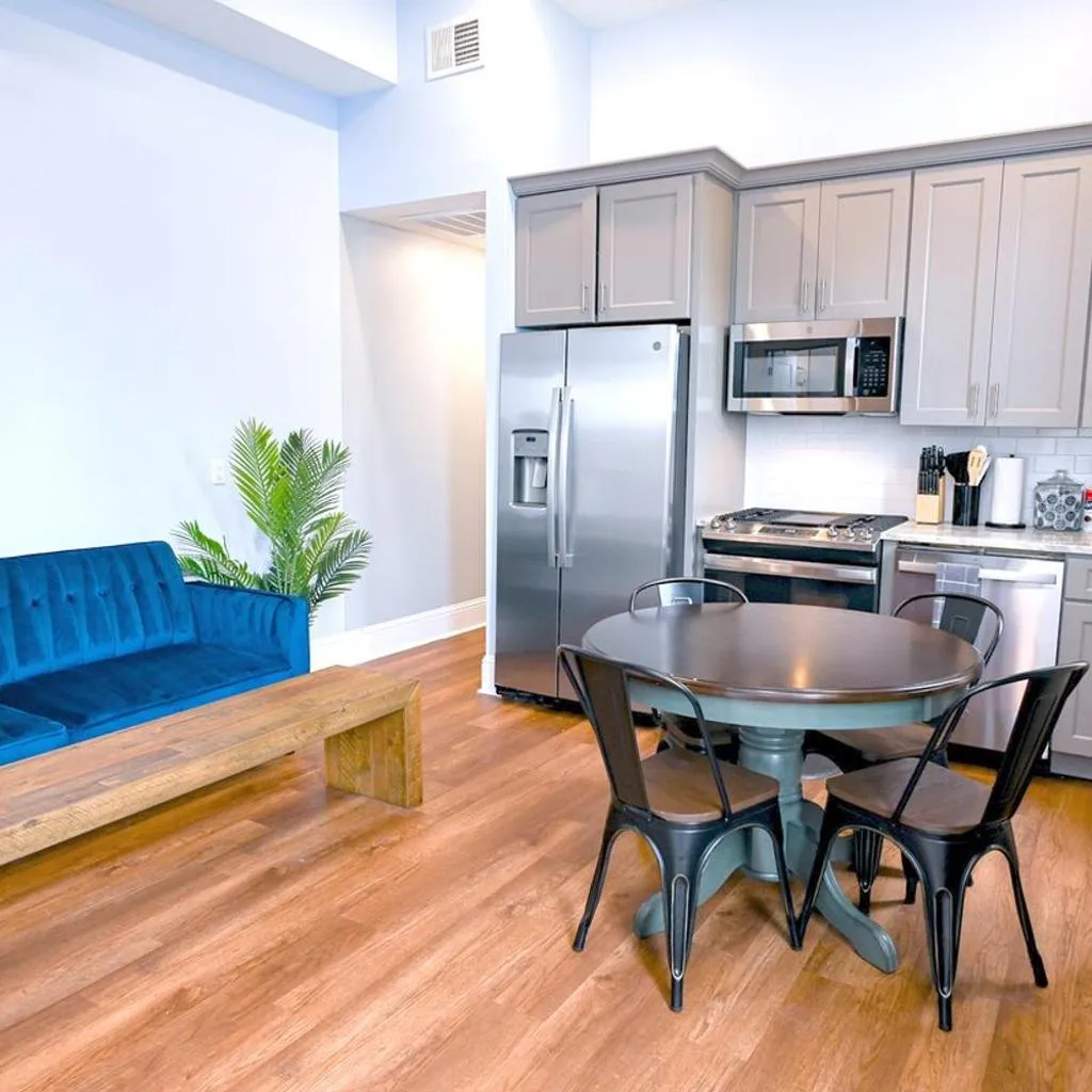 Photograph of Governors Apartment - 2 bedroom - Steps to FQ