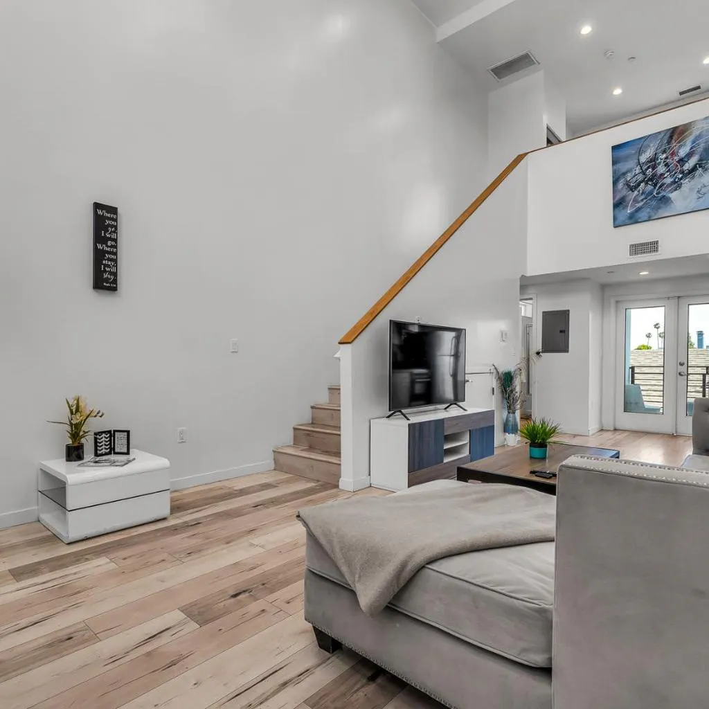 Photograph of Spacious One-Bedroom Loft With Dining Area & Gated Parking