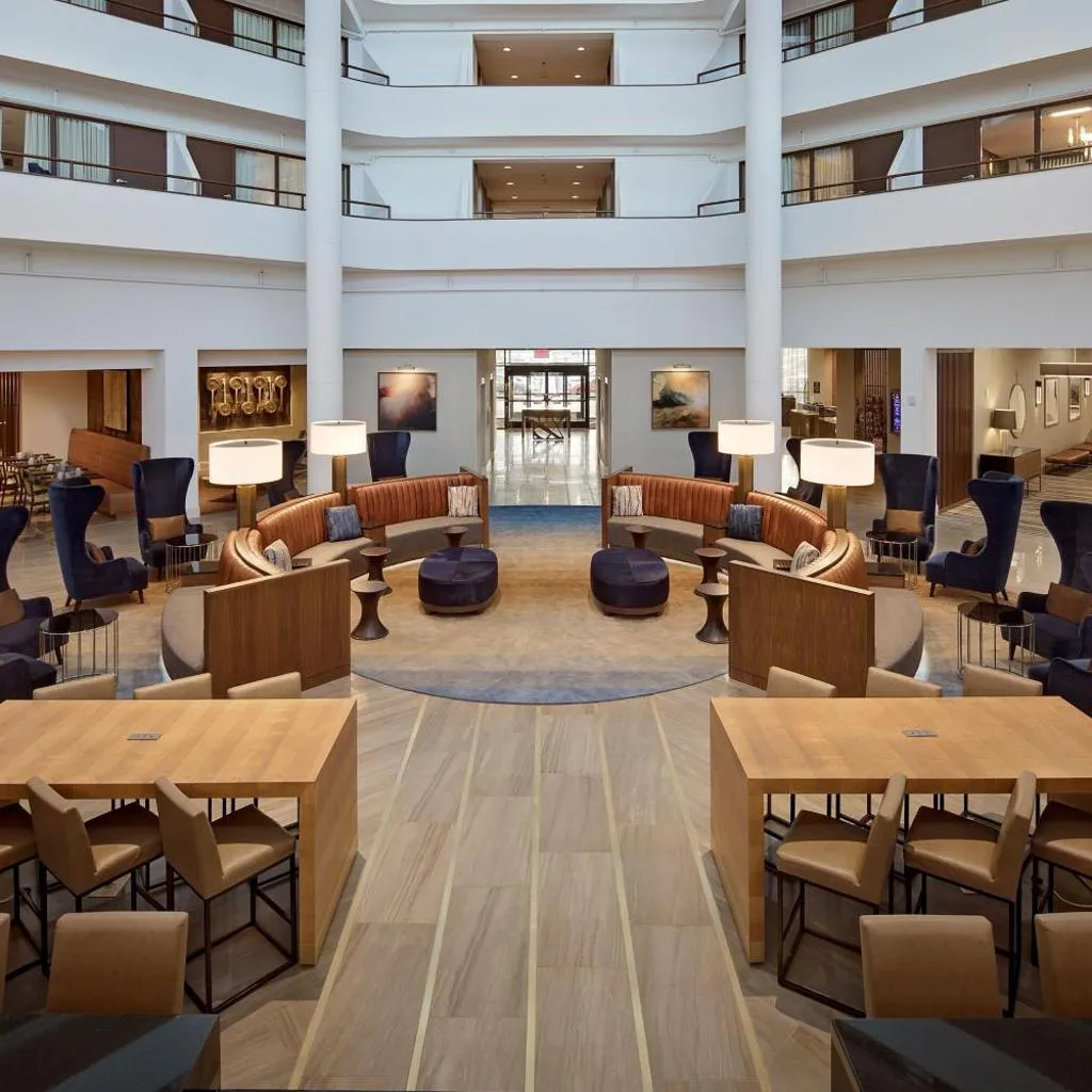 Photograph of Nashville Airport Marriott