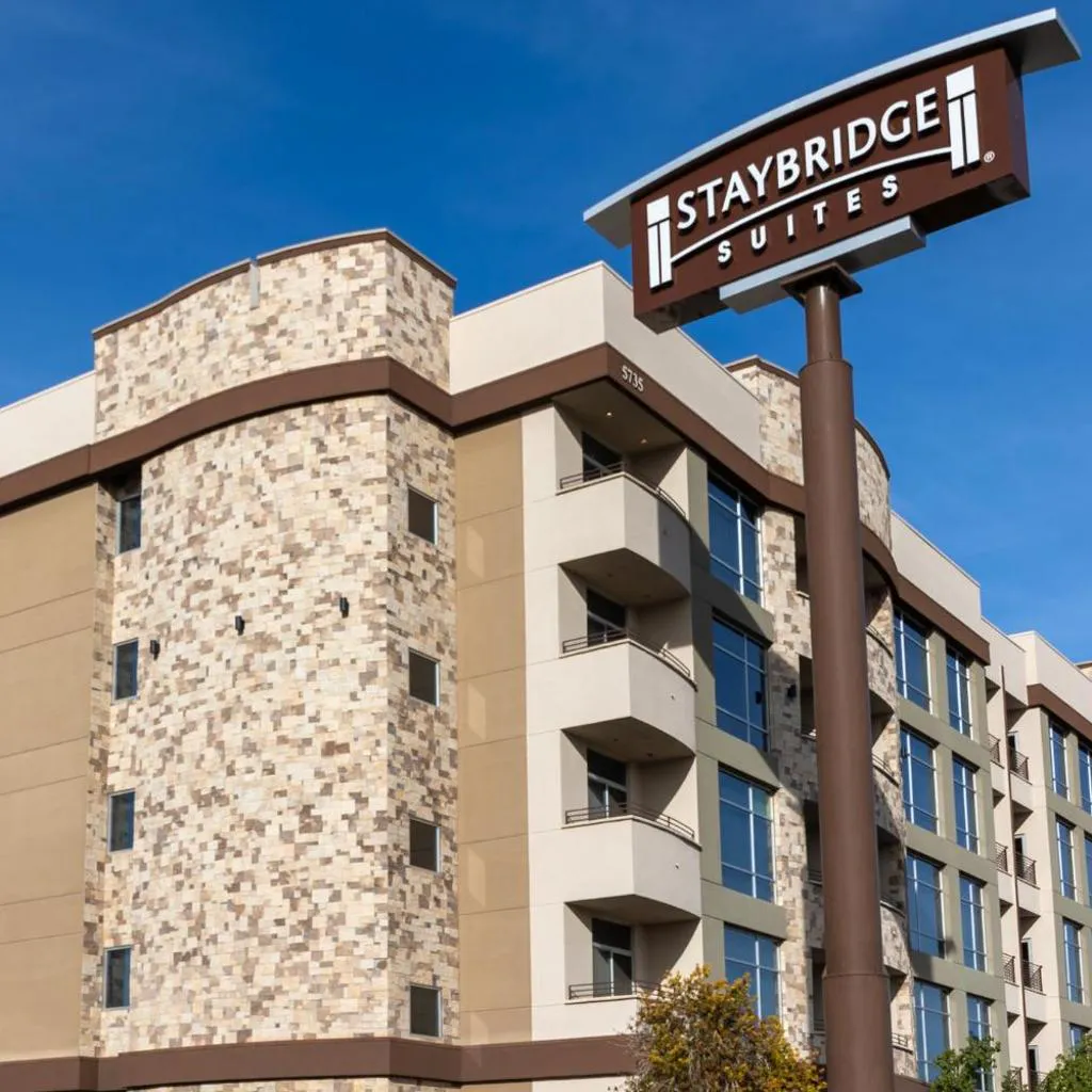 Photograph of Staybridge Suites Las Vegas - Stadium District by IHG