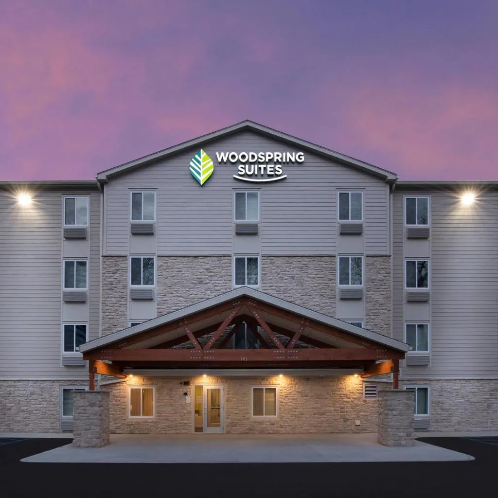 Photograph of WoodSpring Suites Austin Central
