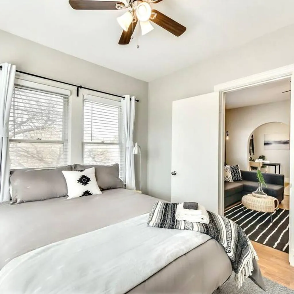 Photograph of The Retro Lower-Greenville Apartment