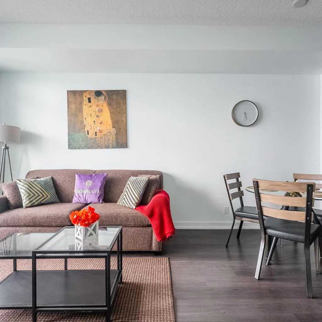 Photograph of Modern 1 Bedroom Dunfield Ave Apartment