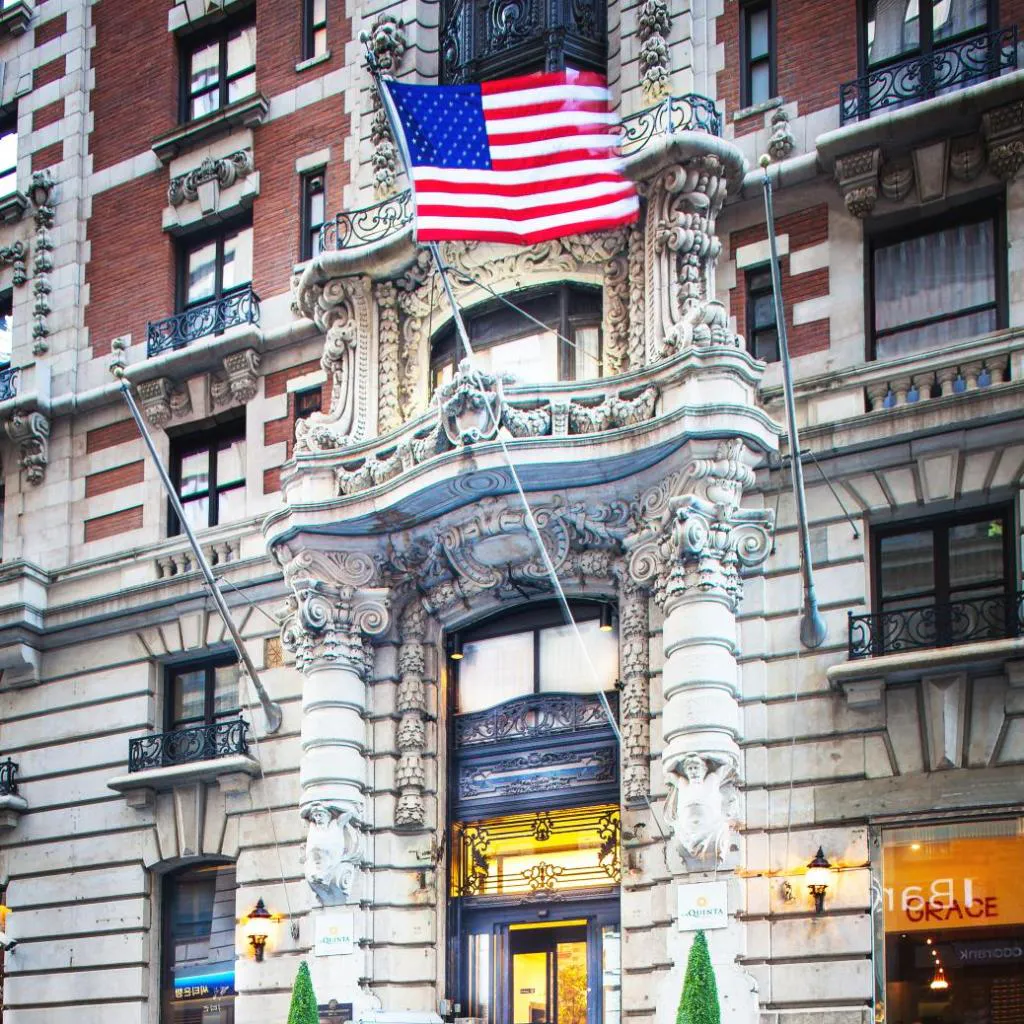 Photograph of The Hotel at Fifth Avenue