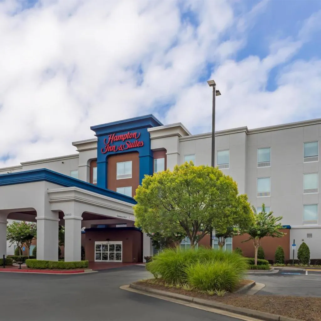 Photograph of Hampton Inn & Suites Atlanta Airport West Camp Creek Pkwy