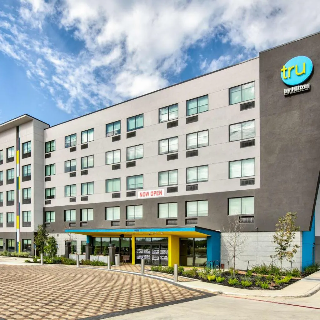 Photograph of Tru By Hilton San Antonio At The Rim, Tx