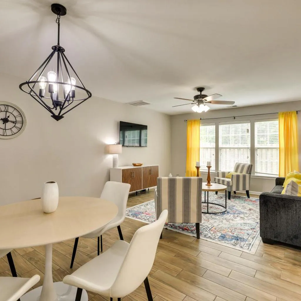 Photograph of Charming North Charleston Townhome - Pets Welcome!