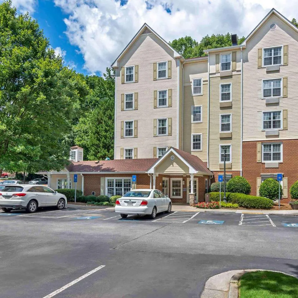 Photograph of Extended Stay America Suites - Atlanta - Northlake