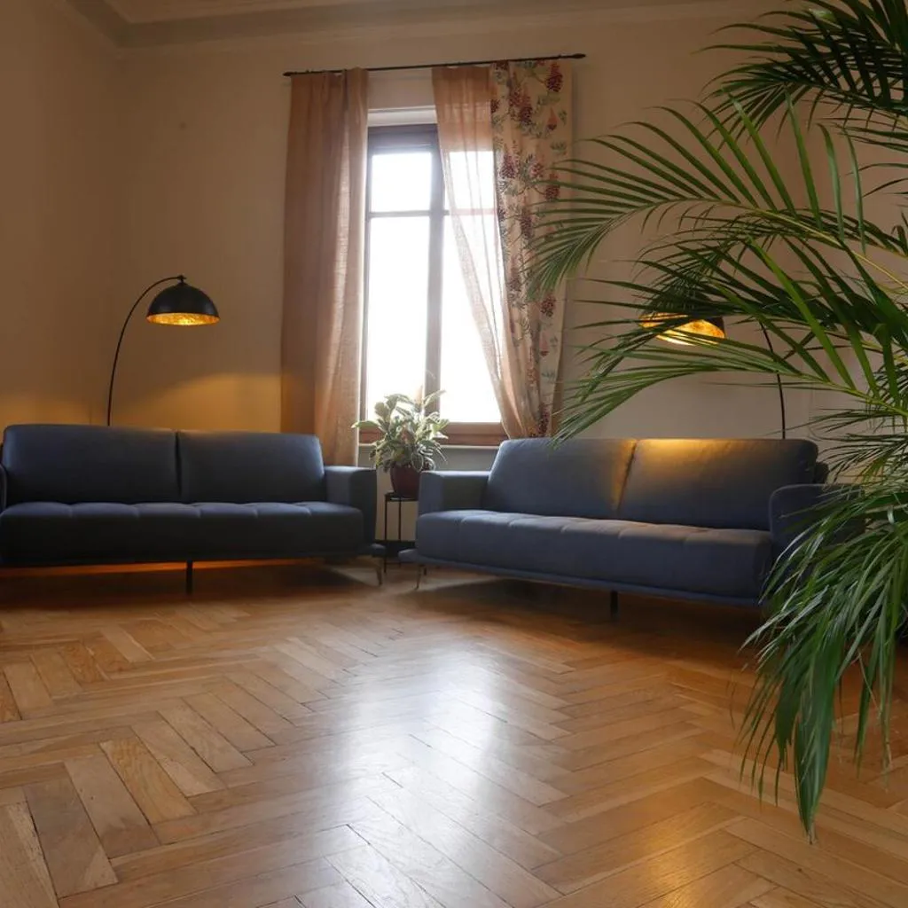Photograph of Luxury Po2