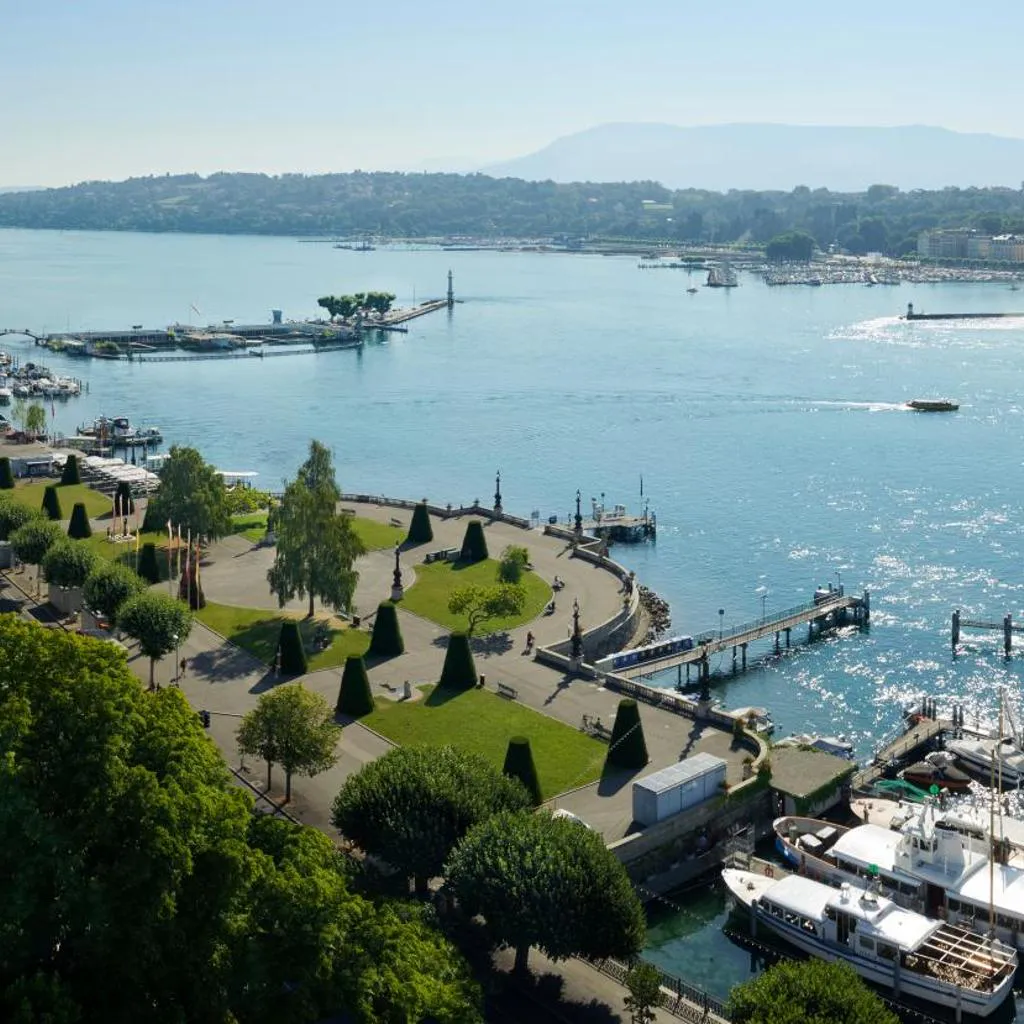 Photograph of Beau-Rivage Genève