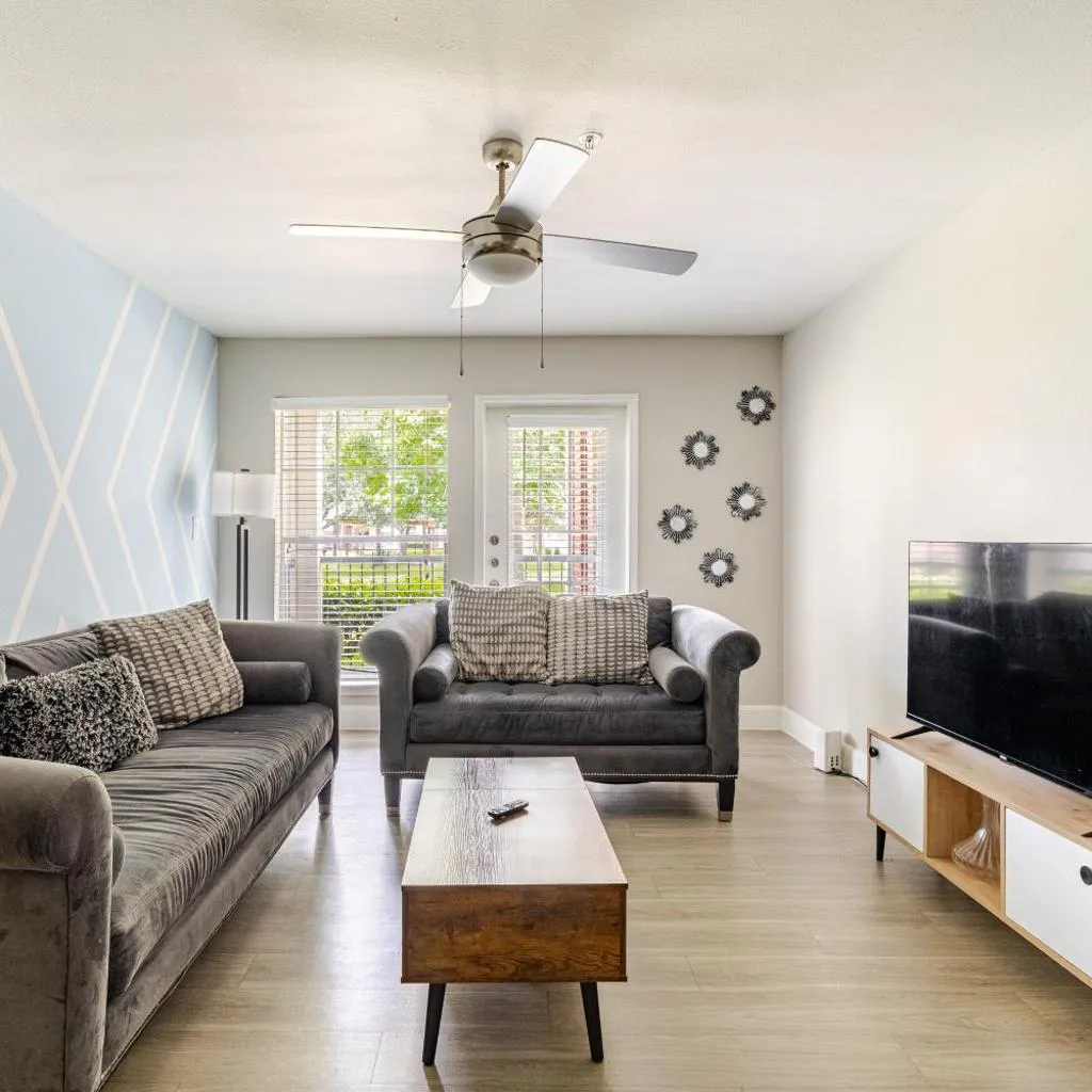 Photograph of Central 3bed 2bath 5 min Walk to NRG near MDC