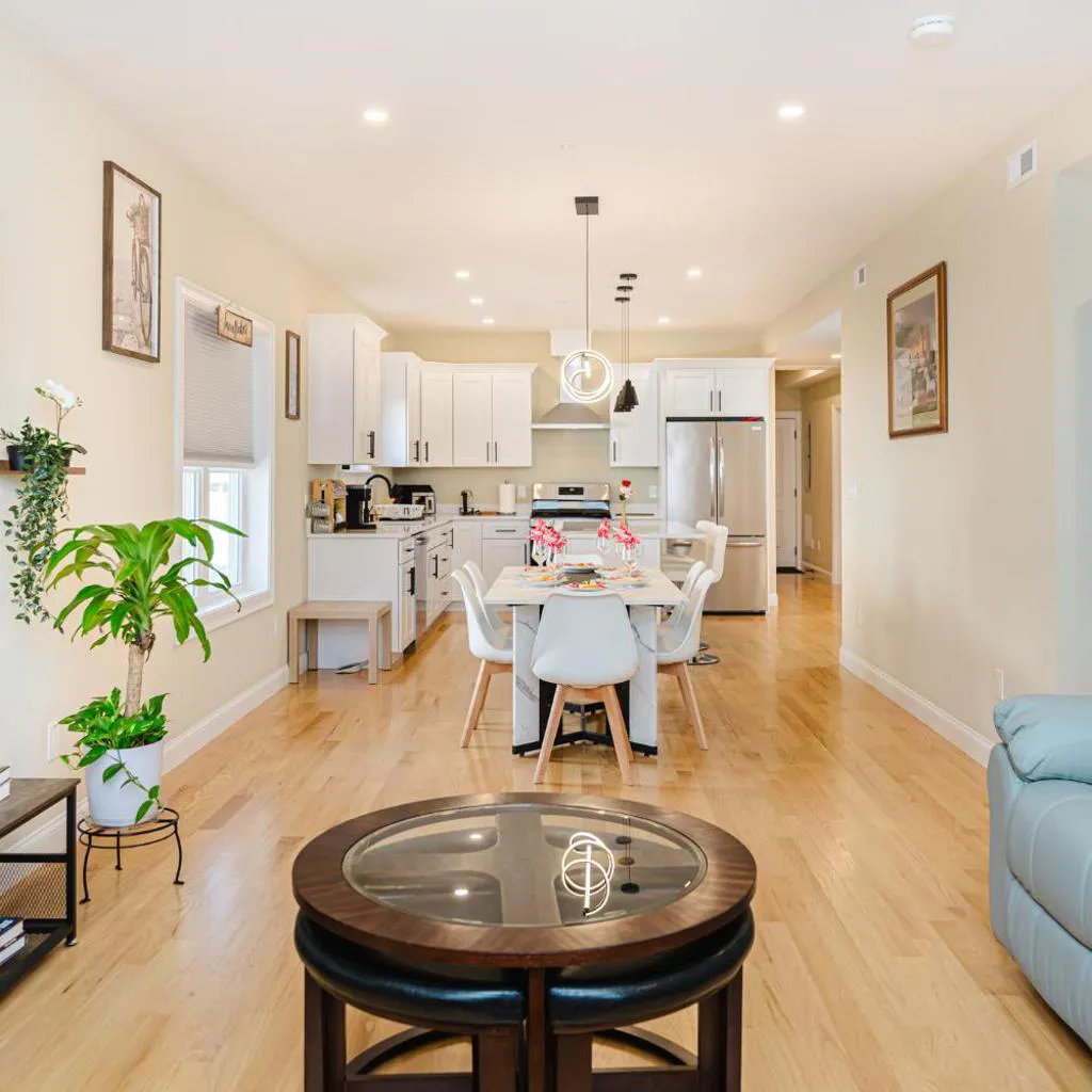 Photograph of New Built 3BR 2BA Boston, FREE Parking, Laundry & AC - Near Franklin Park 60-2