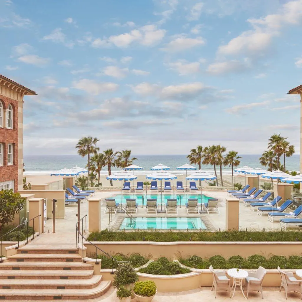 Photograph of Casa Del Mar